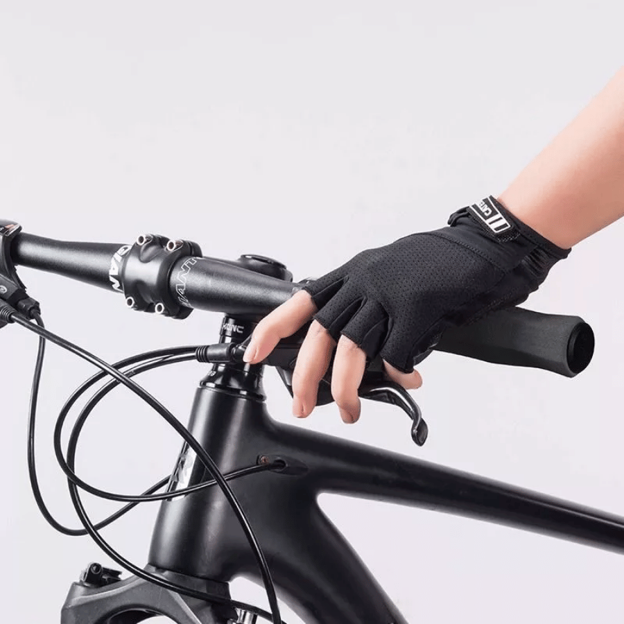 CATEYE GLO-100 Gloves (1)